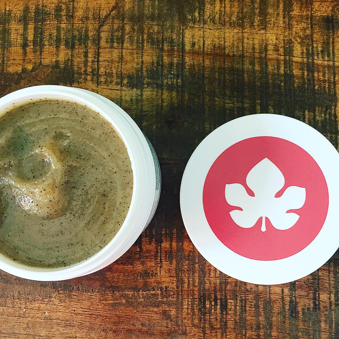 Scrub trupi me shege